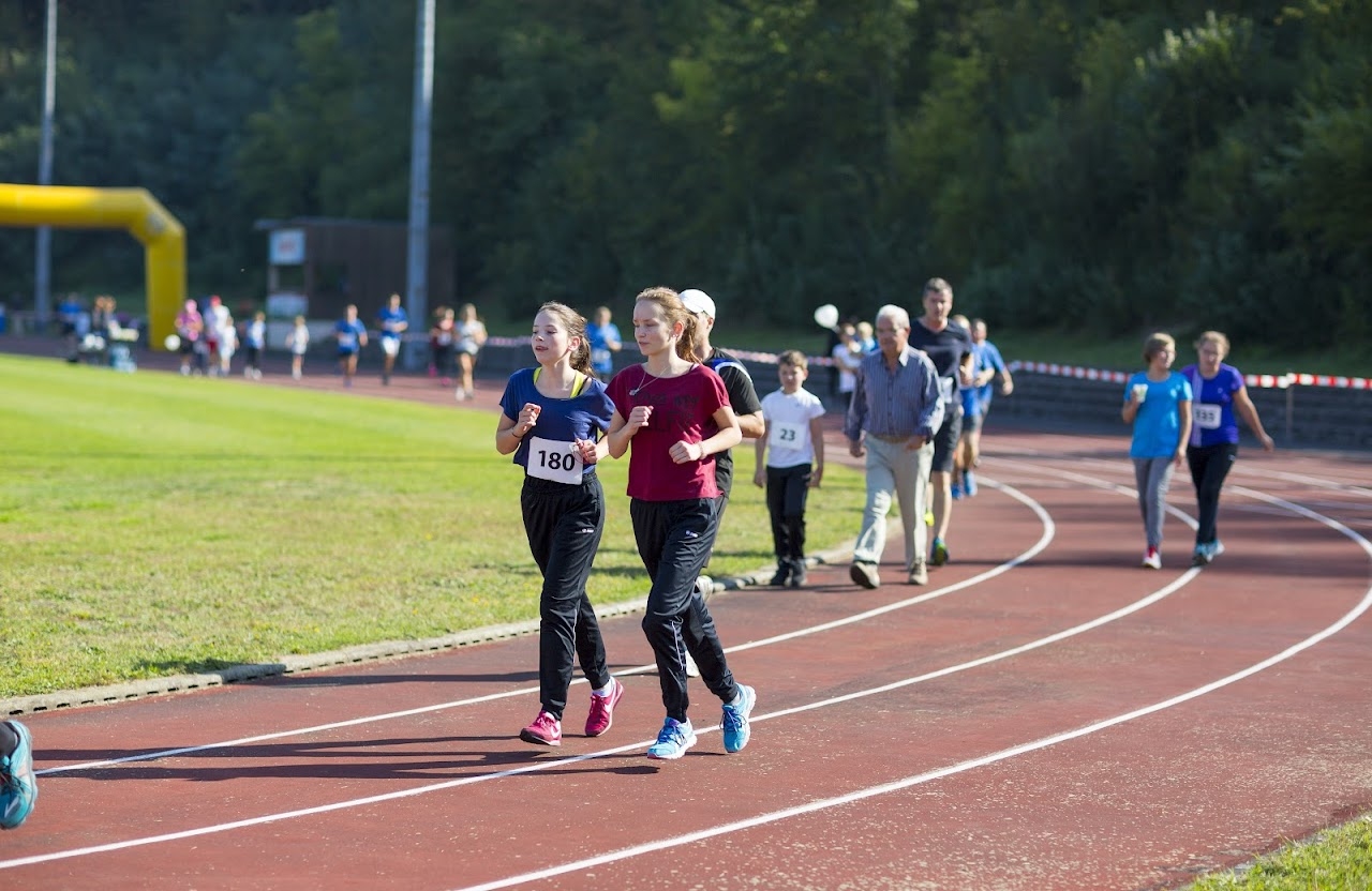 Bild vom 9. Benefizlauf im Jahr 2016. Dies ist das 191. Bild.